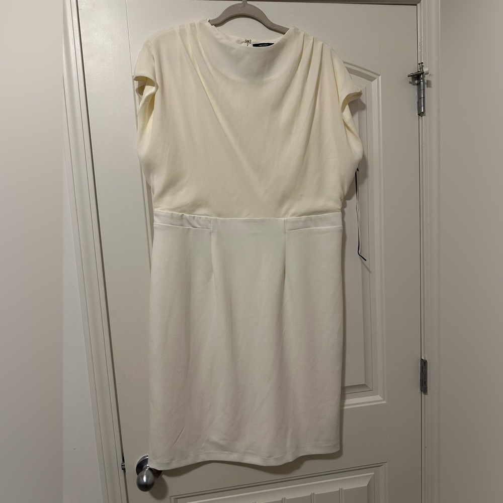 NWOT Simply Vera Vera Wang Vanilla Ice Dress